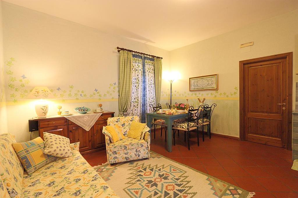 למפורקיו Casa Vacanze Casa Italia מראה חיצוני תמונה